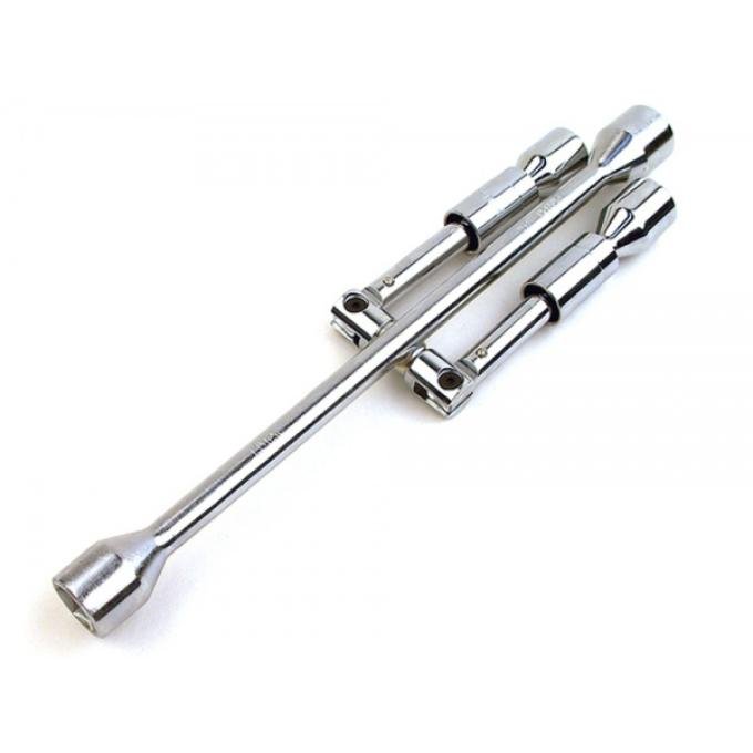 Chevy & GMC Truck 4-way Folding Lug Wrench